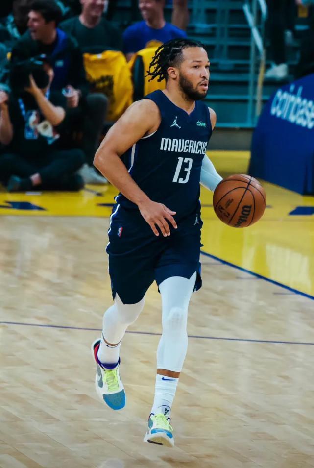 面对激烈的 面对激烈的