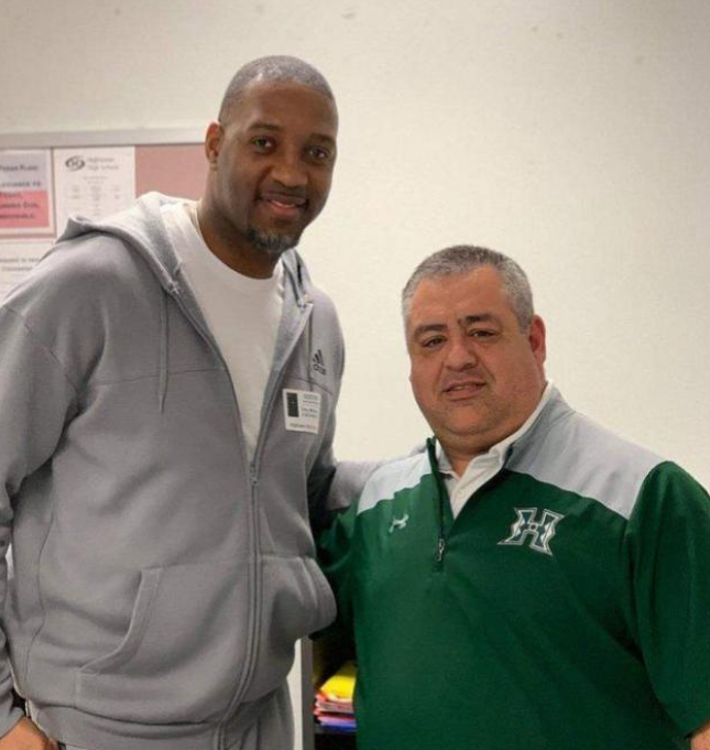 凭借其精湛 凭借其精湛