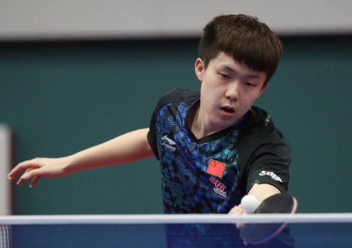 轻人投身于 轻人投身于