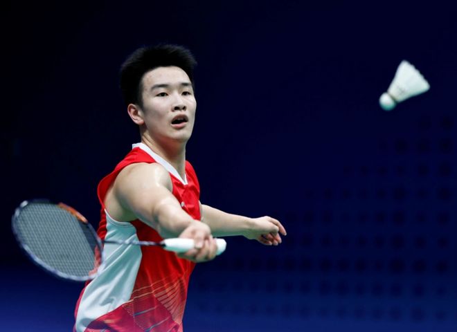 队给予了稳 队给予了稳